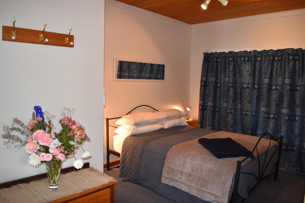 Bed and Breakfast Olivista à Masterton Extérieur photo