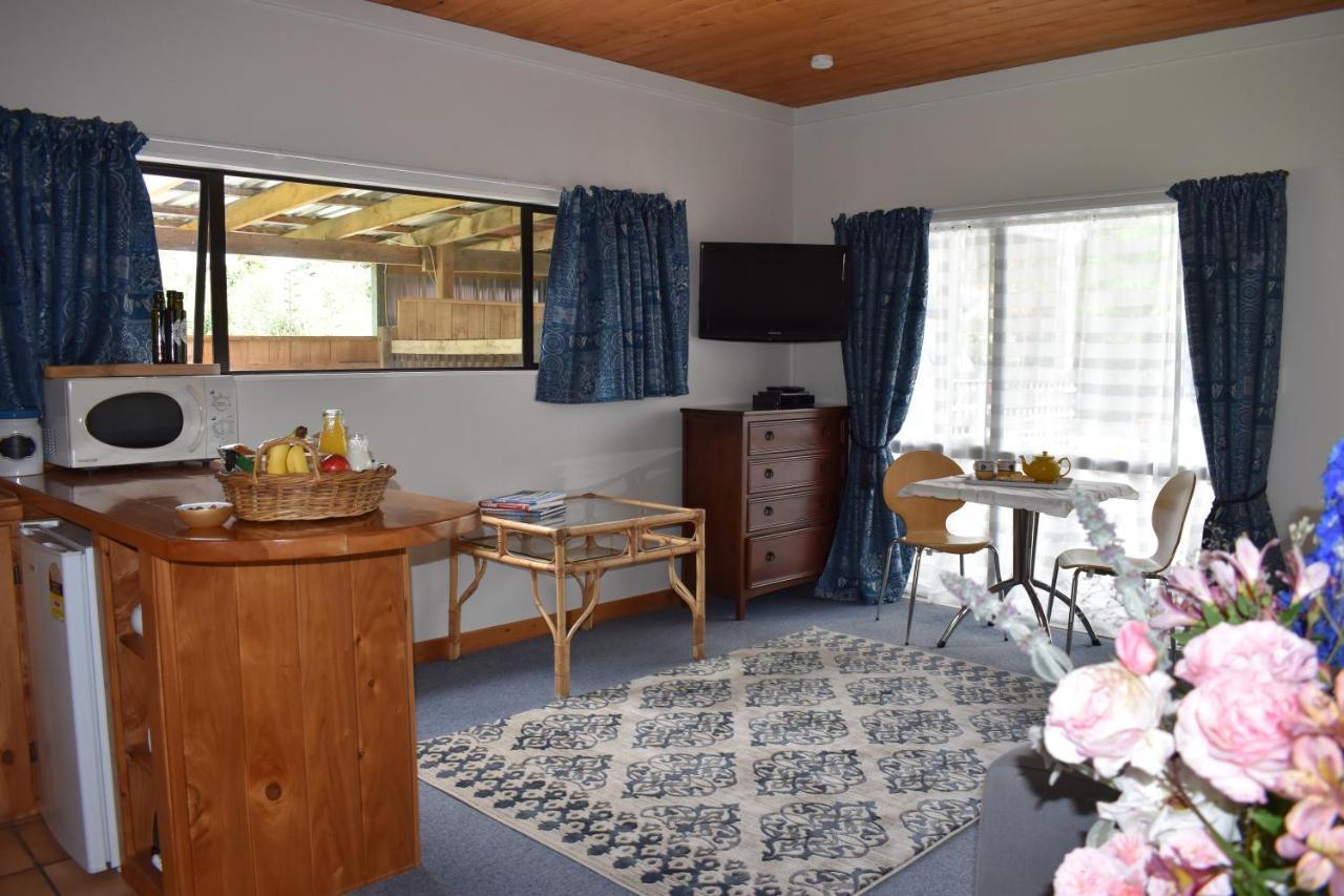 Bed and Breakfast Olivista à Masterton Extérieur photo